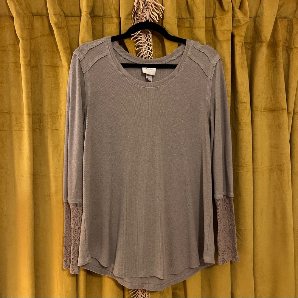 Knox Rose Long Sleeve Top with Lace Sleeves
